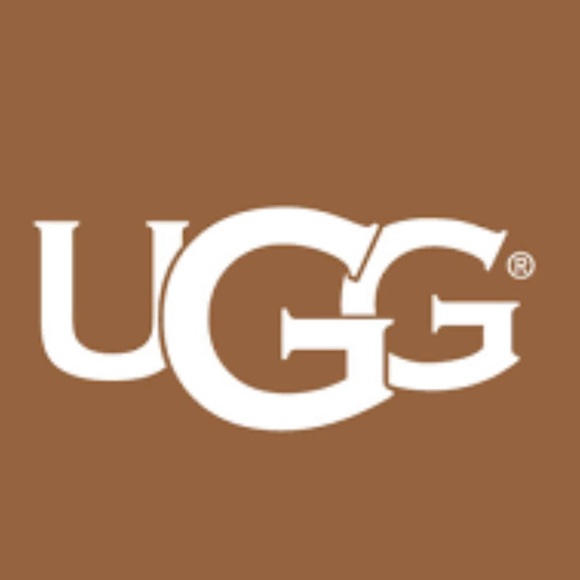 UGG Classic Tall Boot in Chestnut. Preloved. Size 7. Very Good Condition. - Picture 2 of 11